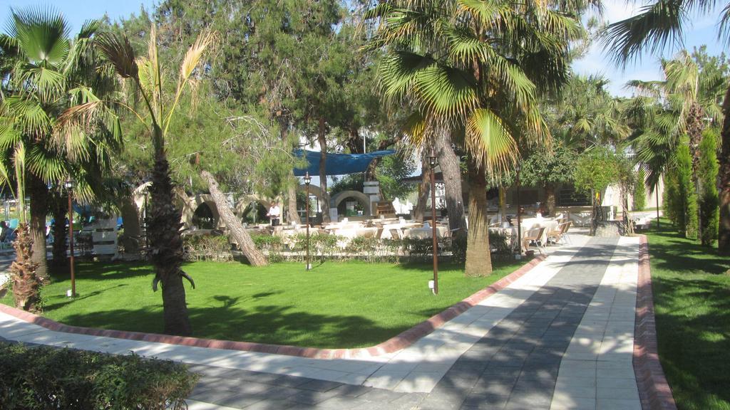 Linda Resort Hotel Side Luaran gambar